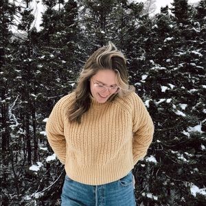 Meet your Posher, Sara